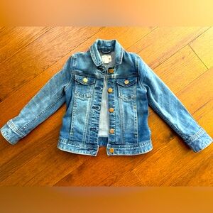 Very gently used j crew denim jacket for a little girl. Size 4/5